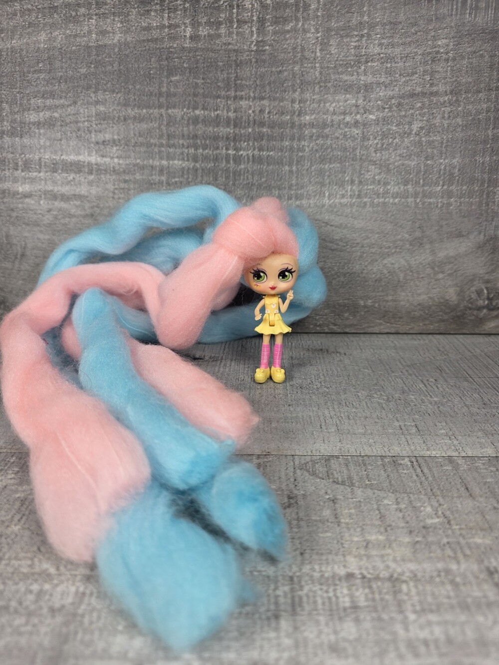 Candylocks Doll Figure Toy Figurine Fashion Long Hair Cotton Candy Locks b278